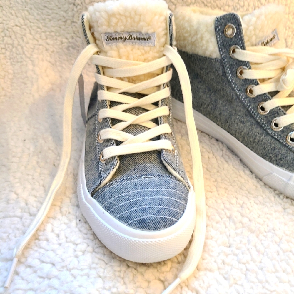 Tommy Bahama - NWT - gray denim look with faux shearling high-top sneake… - Picture 2 of 12